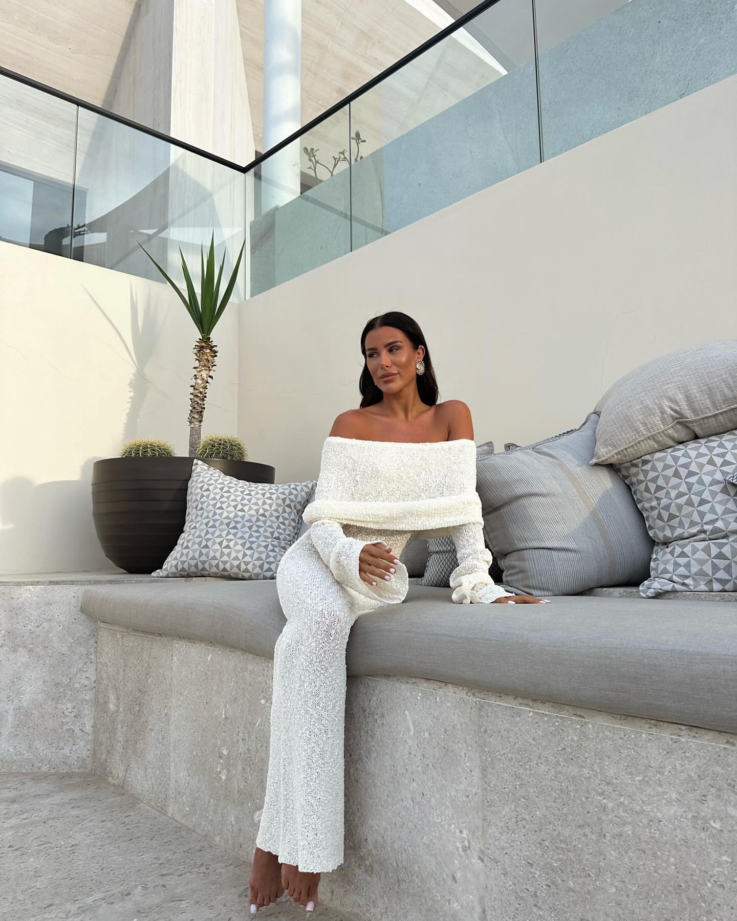 Anika Dress™ - Off Shoulder Bodycon Strickkleid