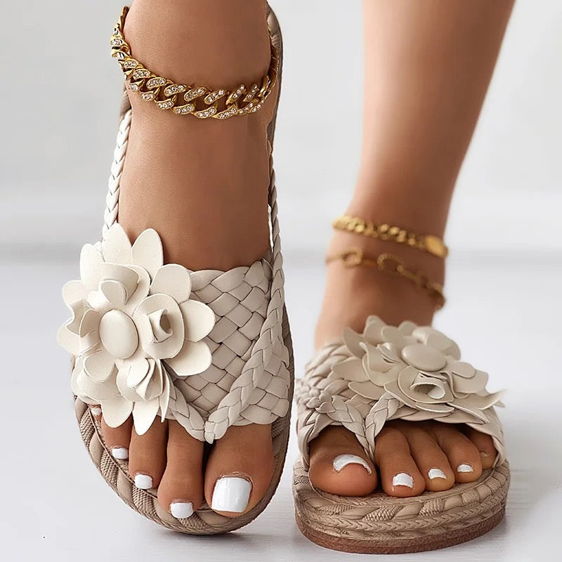 Deluxor™ - Luxus Blumensandalen
